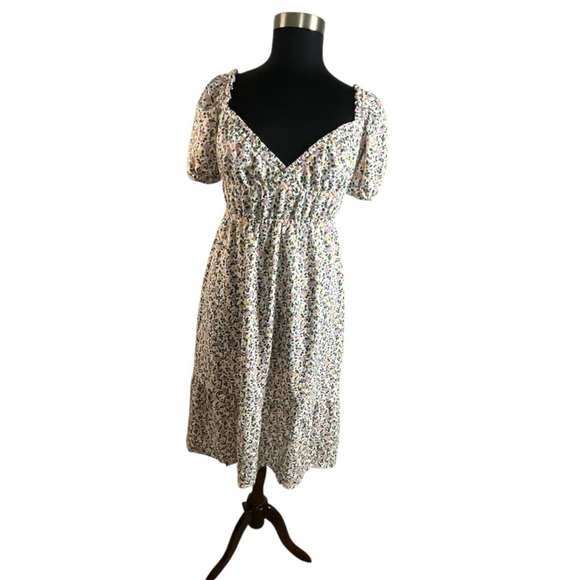 ASOS Curve Textured Floral Print Midi Dress in Ditsy - Picture 5 of 12